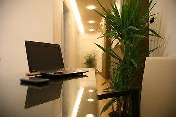 فندق Nettuno B&B كاتانيا